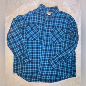 Duluth Trading Co Blue Plaid Men's Shirt